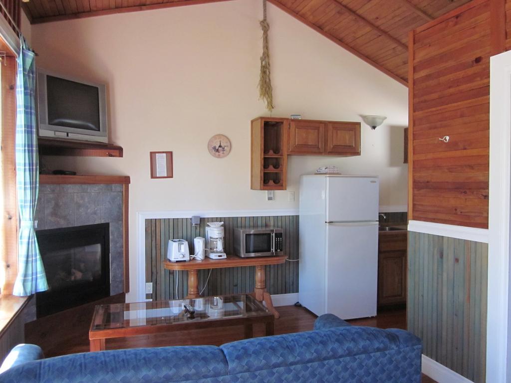 Oceanside Resort Пауъл Ривър Стая снимка
